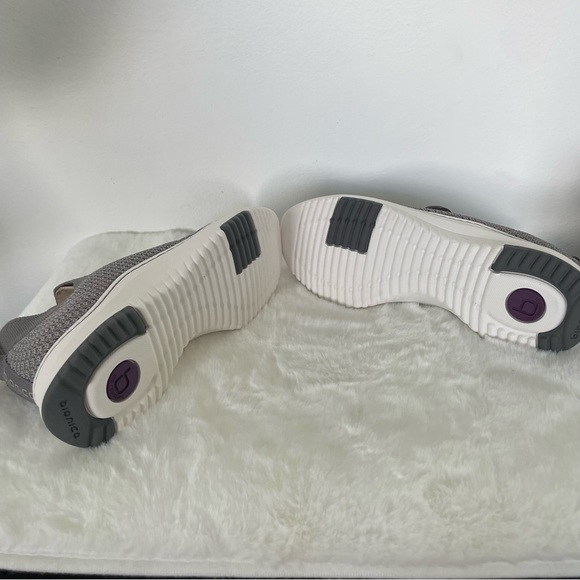 Bionica Oressa Knit mesh sneakers -New in Box- Steel gray sizes 8.5 and 9 - Picture 10 of 11